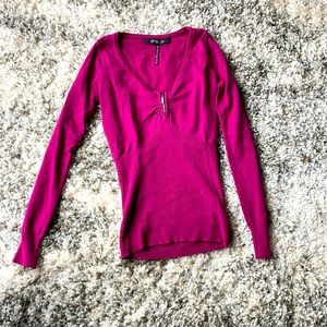 Purple fitted sweater with zipper